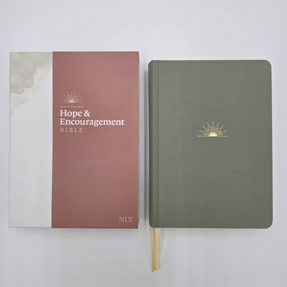 Dayspring NLT Hope & Encouragement Bible Sage Green Hard Cover Gold Foil - NEW